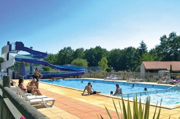 Mobil Home Climatise En Vendee La Boissiere-de-Montaigu 外观 照片